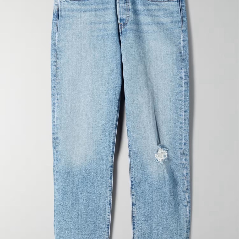 Levi’s wedgie straight Jean size 26